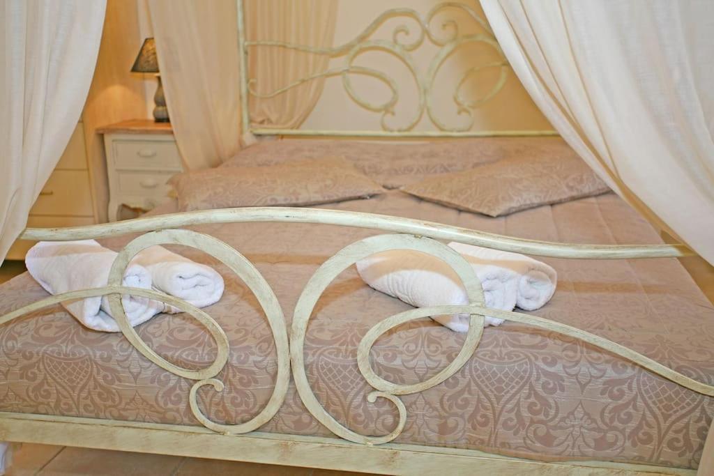On The Beach Apartments Khóra Sfakíon Zewnętrze zdjęcie